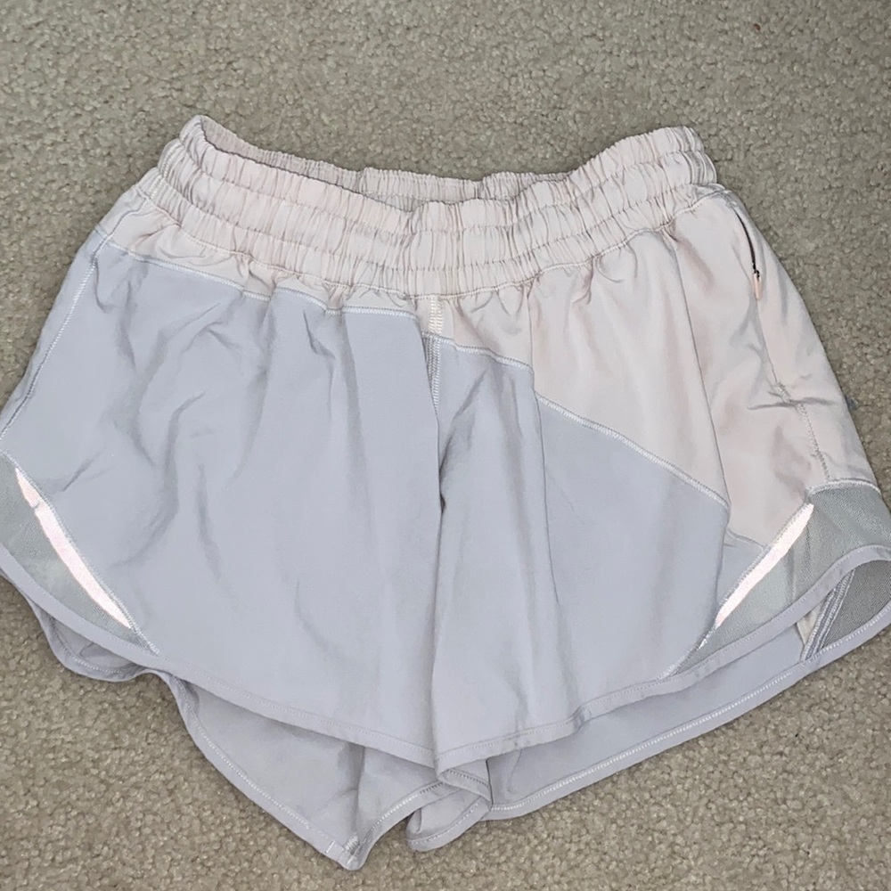 size 6 lululemon shorts. hotty hots